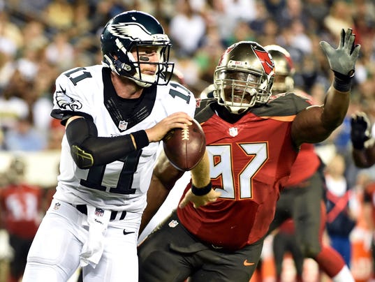 636086717816141906-USP-NFL-Preseason-Tampa-Bay-Buccaneers-at-Philade.jpg